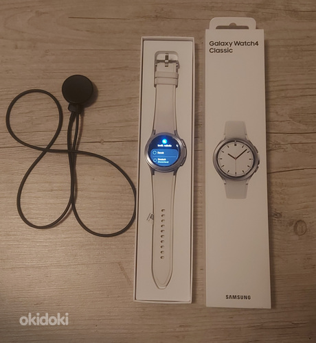 SAMSUNG GALAXY WATCH 4