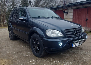 MERCEDES BENZ ML 400CDI (1 foto / 10)