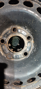 Opel 5x110 15" plekkveljed Hankook naastrehvidega (3 foto / 5)