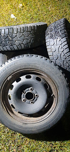 Литые диски ford/volvo 5x108 с шипованной резиной 15" 195/65 (1 фото из 3)