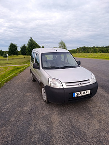 Auto Citroen Berlingo (1 foto / 15)