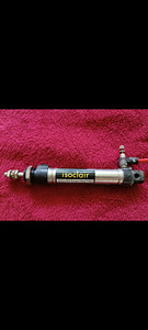 Pneumatic cylinder (1 foto / 4)