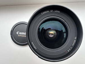 Canon EF 16–35 mm f/2.8L II USM (3 foto / 4)