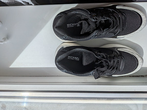 Müün Michael Kors Zuma Trainer tossud (4 foto / 6)