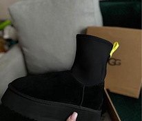 Ugg