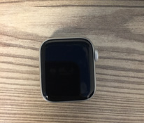 Apple Watch SE в комплект ремешок