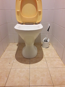 WC IDO (2 foto / 3)