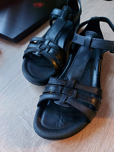 Сандалии Ecco 36 (2 фото из 2)