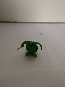Bakugan Dragonoid maximus + bakugan(6) (8 foto / 9)