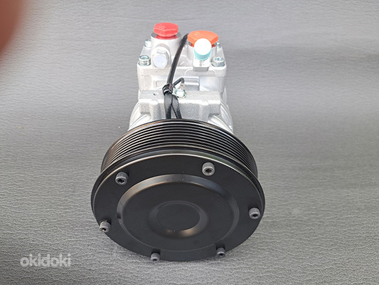 Компресор кондиціонера на трактор John Deere 8400 Clove 10PA (3 из 4)