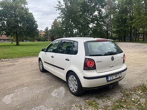 Volkswagen Polo 1.9 47kw 2003 (2 foto / 4)