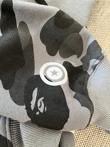 Bape худи (3 фото из 6)