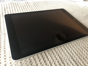 iPad 9 + Apple pencil (1st gen) (3 foto / 6)