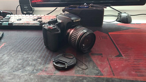 Canon 1000D + Kit (3 foto / 3)