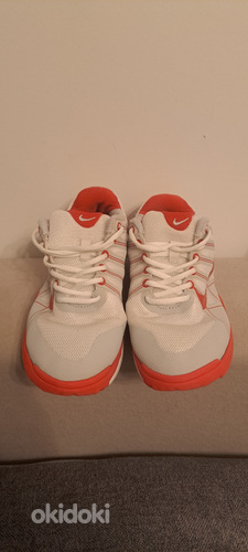 Кроссовки NIKE, 32