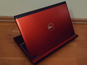 Dell Vostro V131 i5 Red (8 foto / 9)