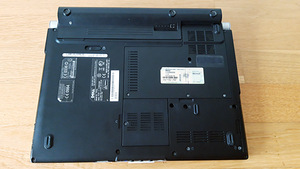Dell XPS M1330 (9 foto / 10)
