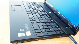 HP ProBook 4510s (6 foto / 10)