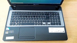Packard Bell EasyNote LV 17.3"/6GB/500GB/GeForce (4 foto / 9)