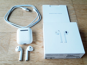 Apple AirPods gen 2 (4 foto / 4)