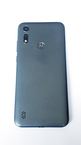 Motorola Moto e6i 32GB (7 foto / 8)