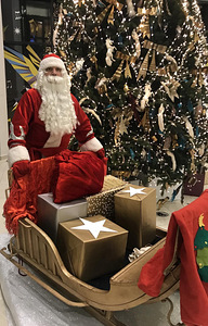 DED MOROZ / DED MOROZ TALLINNAS. (3 foto / 3)
