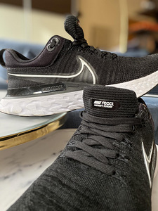 Müüa nike p42 tossud (2 foto / 3)
