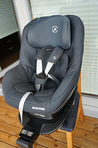 Maxi-Cosi Pearl Pro2 + alus FamilyFix3 (3 foto / 8)