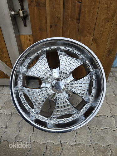 Литые диски AKUZA R22 хром