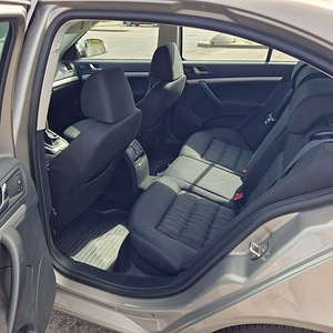 Skoda Octavia 1.4 90kw 2009a. (10 foto / 12)