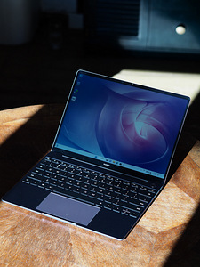 Huawei Matebook 13 2020 (Ryzen 3500U, 8GB, 512GB) (2 foto / 7)