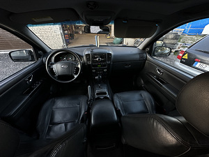KIA Sorento 2.5 Crdi (5 foto / 6)