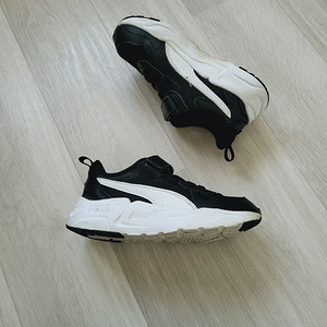Puma tossud s:29 sobivad tüdrukule ,kui ka poisile (3 foto / 7)