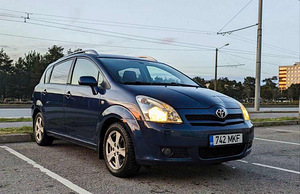 Продам Toyota Corolla Verso 1,6 ,2007 Benz/Man (1 фото из 10)