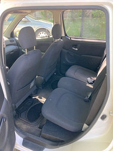TOYOTA YARIS VERSO (5 foto / 10)