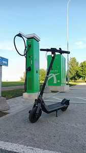 SEGWAY ninebot E3 PRO электросамокат (5 фото из 6)