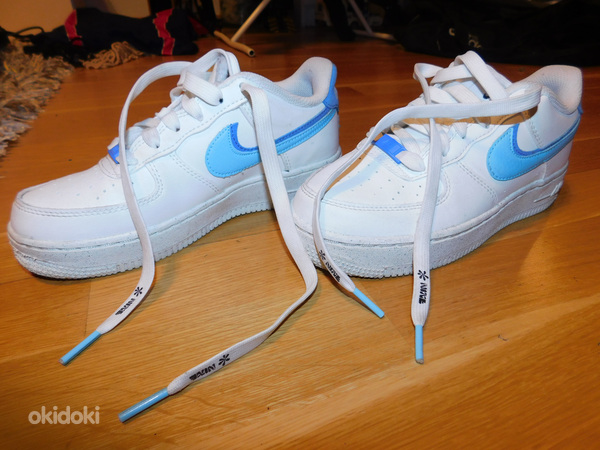 Кроссовки Nike белые №35,5 (фото #1)