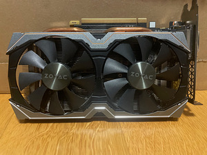 Used computer parts for a gaming computer. (9 foto / 10)