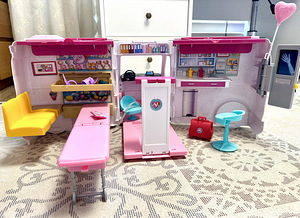 BARBIE kiirabiauto (6 foto / 8)