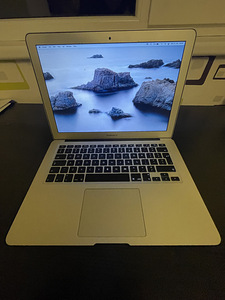 Apple MacBook Air (13-дюймовый, начало 2015 года)