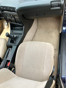 ПРОДАЕТСЯ BMW 324td (13 фото из 15)