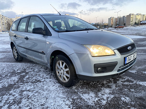 Ford Focus 2005 a. 1.6 85kW (5 foto / 9)