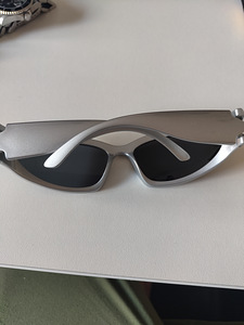 Balenciaga stiilis prillid (1 foto / 2)