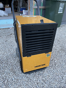 ОСУШИТЕЛЬ ВОЗДУХА MASTER DH 752 P (1 фото из 5)