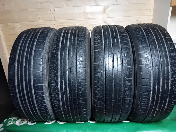 Продаются летние шины для фургона Nokian Hakka C2, 235/60/17C