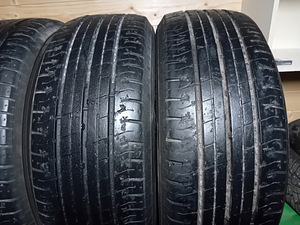 Müüa kaubiku suverehvid Nokian Hakka C2, 235/60/17C (2 foto / 3)