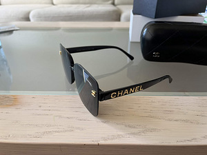 Päikeseprillid Chanel (3 foto / 3)