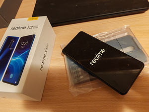 Realme X2 Pro (1 фото из 4)