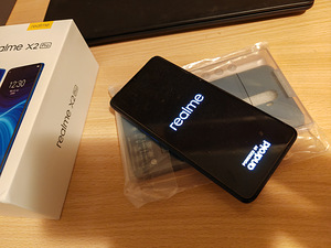 Realme X2 Pro (3 фото из 4)