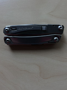 LEATHERMAN (2 foto / 3)